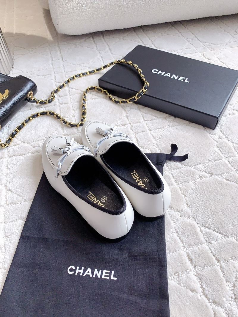 Chanel Low Shoes